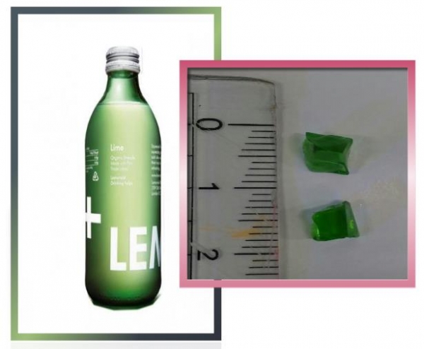 유리 이물질(오른쪽)이 나와 회수조치된  '유기농 레몬레이드 라임'(왼쪽) (식약처 제공)