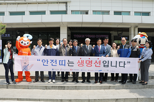 한국소비자원이 국내 차 제작사 안전띠 착용 캠페인을 진행했다. (사진= 한국소비자원 제공)